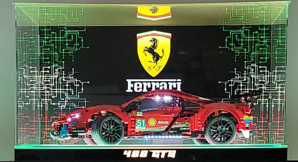Tailor-made display case to showcase Lego collections, equipped with LED lighting and transparent display cabinet design