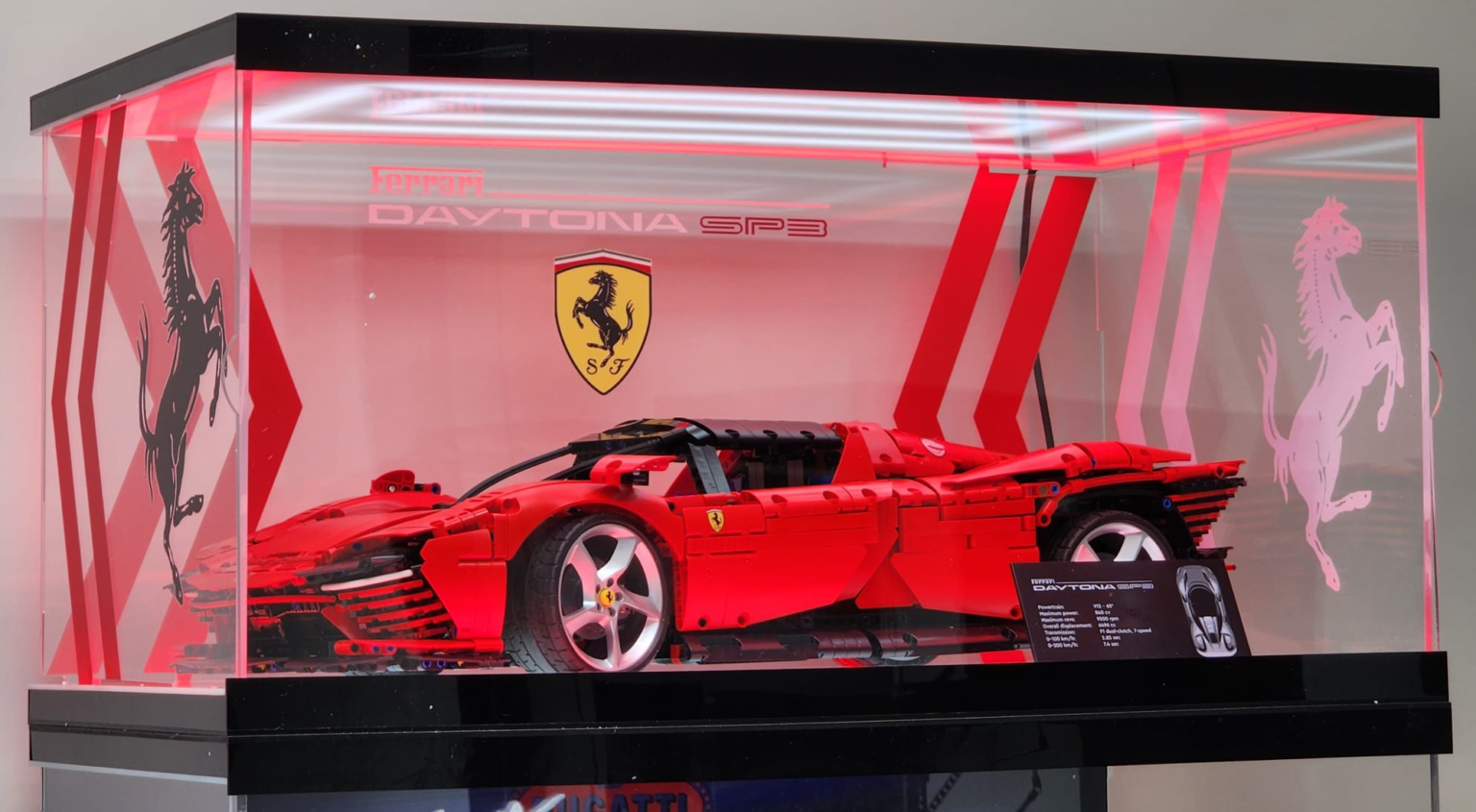 LEGO 42143 Ferrari Daytona SP3 模型亞加力品牌展示盒訂製案例｜LKS Display Box 香港製造
